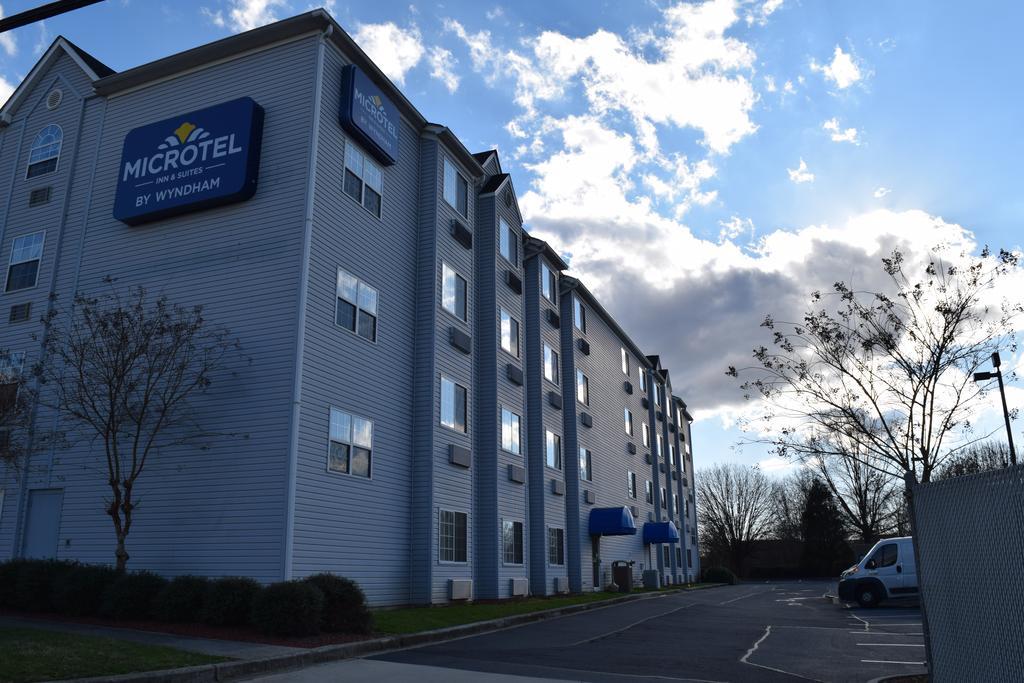 Microtel Inn & Suites By Wyndham Rock Hill/Charlotte Area Екстериор снимка